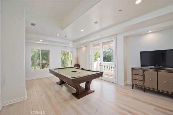 Billiard Table, Game Room, Interior, Recessed Lighting, Wood Texture Flooring