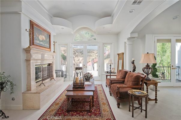 Fireplace, Interior, Living room, Recessed Lighting