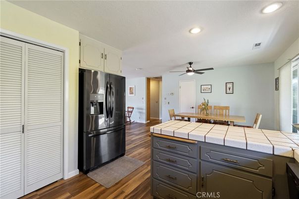 Dining room, Interior, Kitchen, Recessed Lighting, Tile Countertops, Wood Texture Flooring