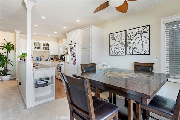 Dining room, Interior, Kitchen, Recessed Lighting, Wood Texture Flooring