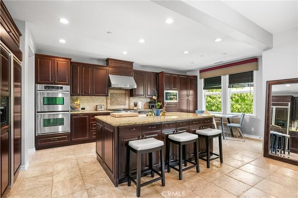Dining room, Interior, Kitchen, Recessed Lighting, Stainless Steel Appliances
