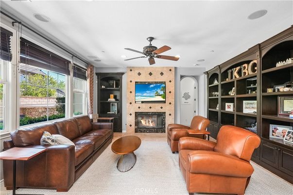 Fireplace, Interior, Living room, Recessed Lighting