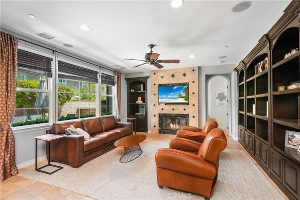 Fireplace, Interior, Living room, Recessed Lighting