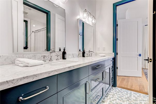 Bathroom, Dual Sink Vanities, Interior, Wood Texture Flooring