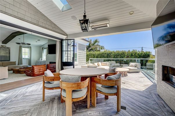 Exterior, Fireplace, Wood Texture Flooring