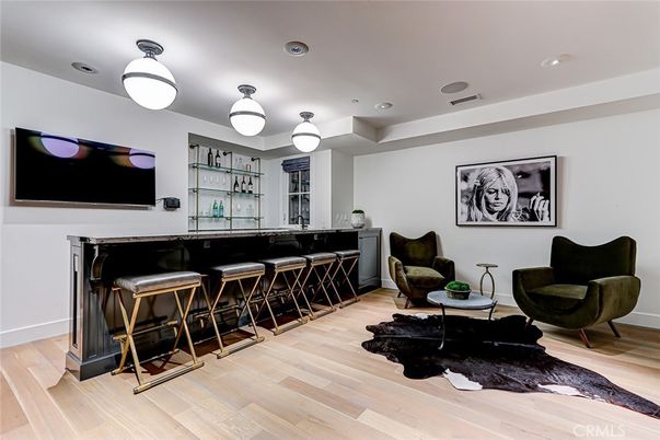Interior, Recessed Lighting, Wood Texture Flooring