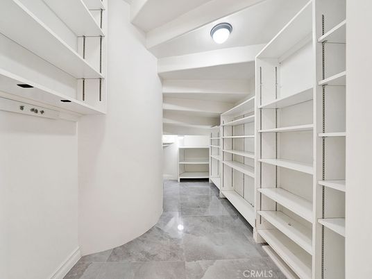Interior, Walk-in Closets