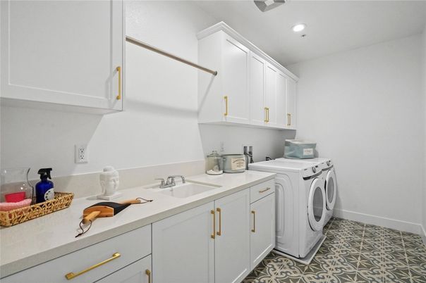 Interior, Recessed Lighting, Washer