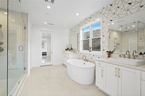 Bathroom, Dual Sink Vanities, Free Standing Baths, Glass Shower, Interior, Recessed Lighting