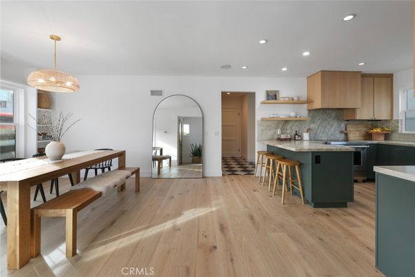 Dining room, Interior, Kitchen, Pendant Lights, Recessed Lighting, Stainless Steel Appliances, Wood Texture Flooring