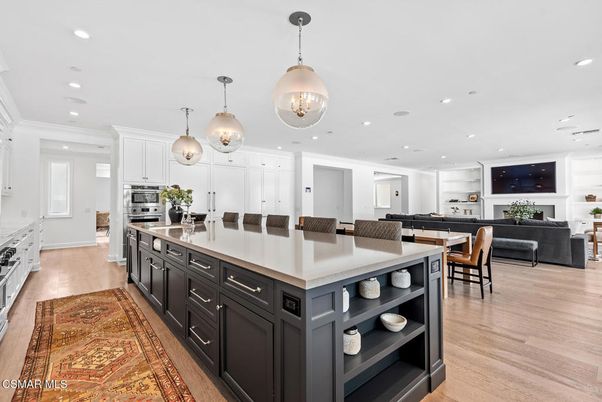 Dining room, Interior, Kitchen, Living room, Pendant Lights, Recessed Lighting, Stainless Steel Appliances, Wood Texture Flooring