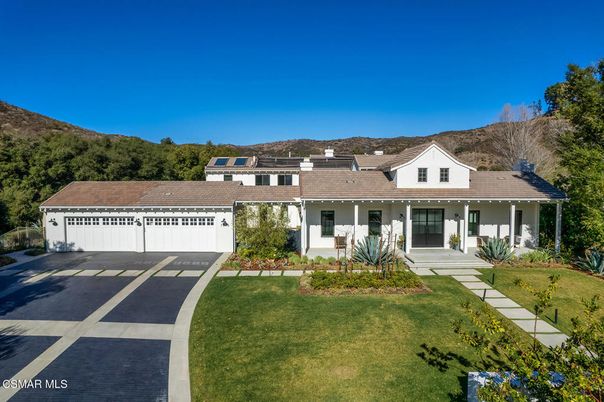 Attached, Exterior, Facade, Solar Panels, Ranch