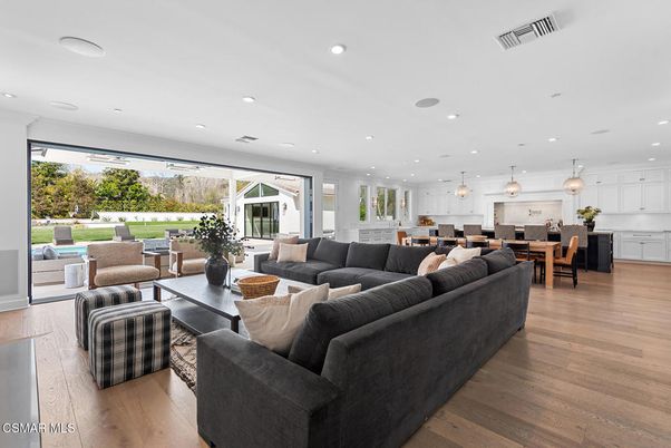 Dining room, Interior, Kitchen, Living room, Pendant Lights, Recessed Lighting, Wood Texture Flooring