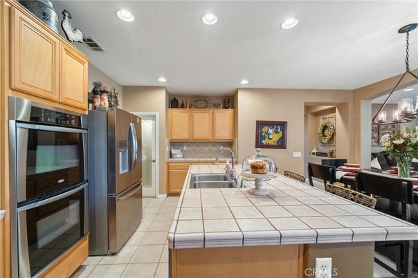 Dining room, Interior, Kitchen, Pendant Lights, Recessed Lighting, Tile Countertops