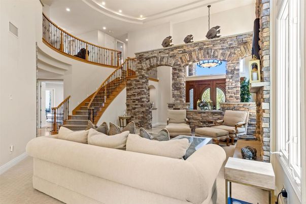 Fireplace, Interior, Living room, Pendant Lights, Recessed Lighting