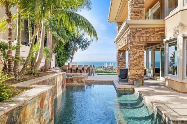 Exterior, Pool, Water