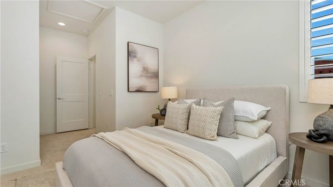 Bedroom, Interior, Recessed Lighting