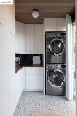 Interior, Utility Closets, Washer, Wooden Ceilings