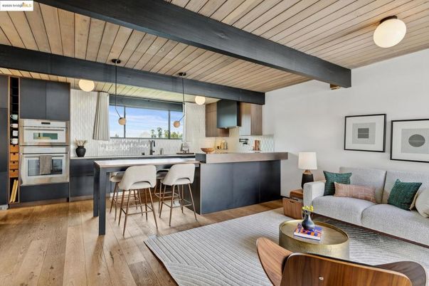 Interior, Kitchen, Living room, Pendant Lights, Stainless Steel Appliances, Wooden Beams, Wooden Ceilings, Wood Texture Flooring