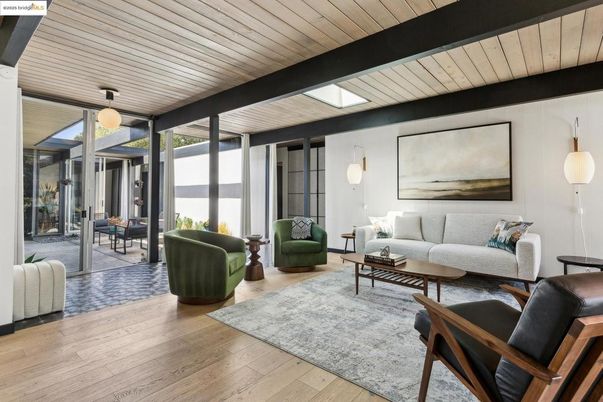 Interior, Living room, Pendant Lights, Wooden Ceilings, Wood Texture Flooring