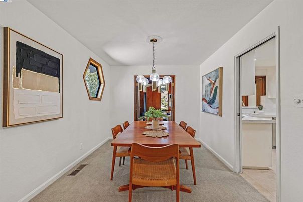 Chandelier, Dining room, Interior, Pendant Lights