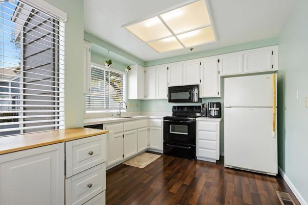 Interior, Kitchen, Wood Texture Flooring