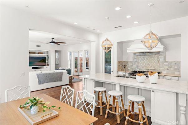 Interior, Kitchen, Living room, Pendant Lights, Recessed Lighting, Stainless Steel Appliances, Wood Texture Flooring