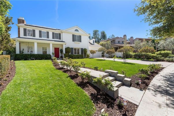 Backyard, Exterior, Facade, Farmhouse