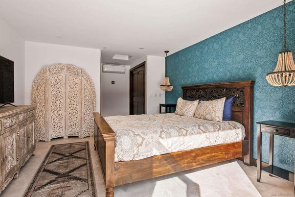 Bedroom, Interior, Pendant Lights