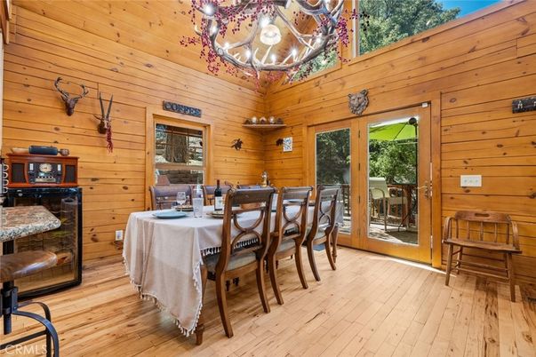 Chandelier, Dining room, Interior, Wood Texture Flooring, Wooden Walls