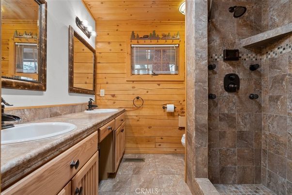 Bathroom, Interior, Wooden Ceilings, Wooden Walls