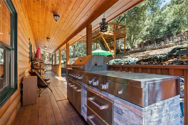 Exterior, Hot Tub