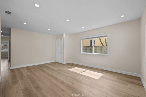 Empty room, Interior, Recessed Lighting, Wood Texture Flooring