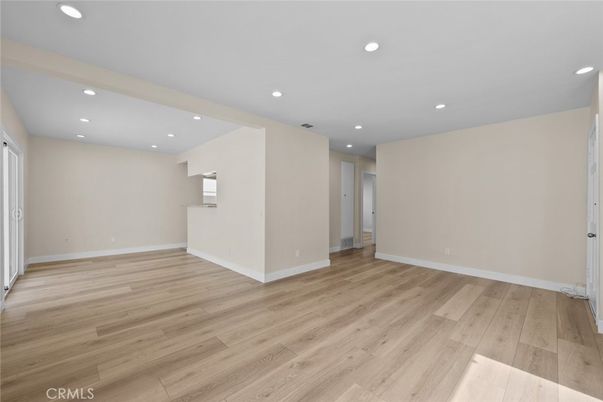 Empty room, Interior, Recessed Lighting, Wood Texture Flooring