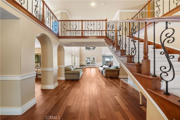 Chandelier, Interior, Recessed Lighting, Wood Texture Flooring