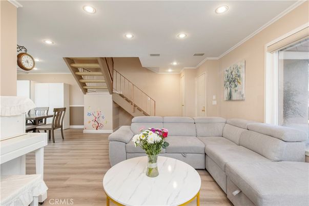 Dining room, Interior, Living room, Recessed Lighting, Wood Texture Flooring