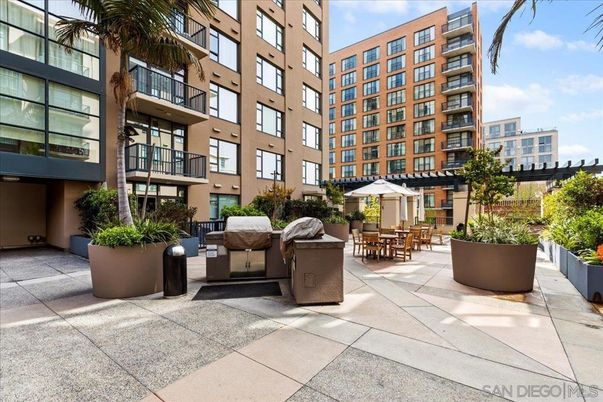 Exterior, Facade, Condo Building