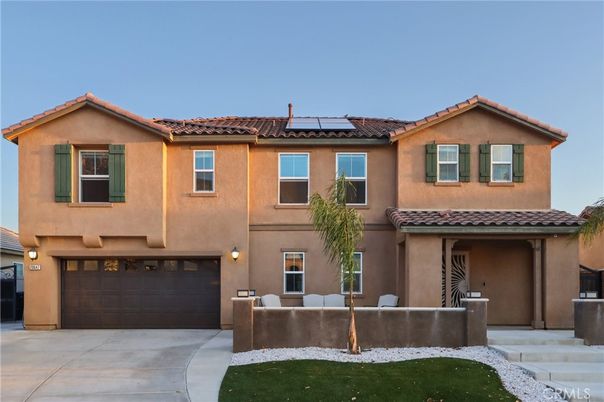 Attached, Exterior, Facade, Solar Panels, Mediterranean