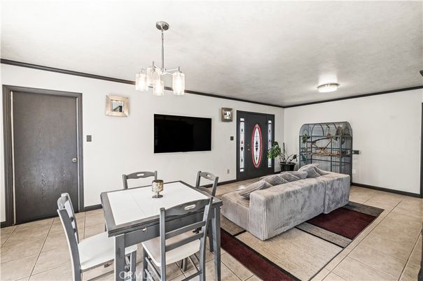 Dining room, Interior, Living room, Pendant Lights