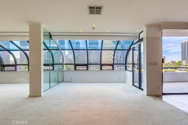 Empty room, Interior, Recessed Lighting, Sun Room