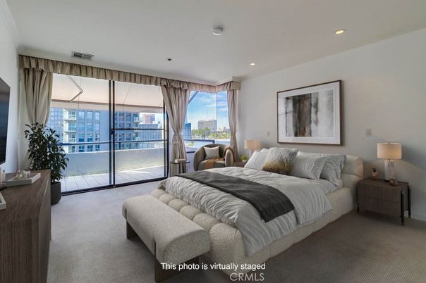 Bedroom, Interior, Recessed Lighting, Water