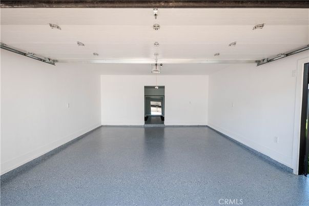 Empty room, Garage, Interior