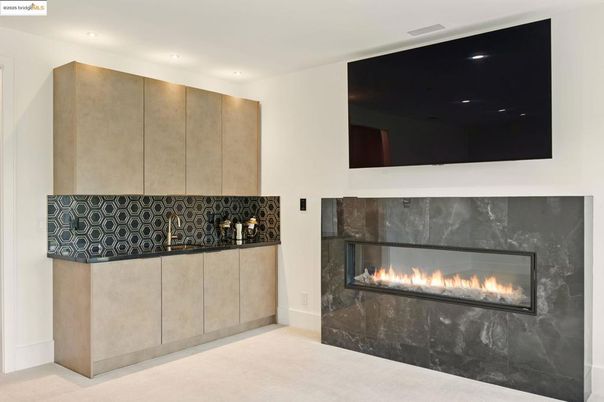 Fireplace, Interior, Recessed Lighting