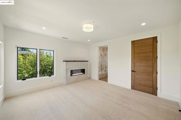 Empty room, Fireplace, Interior, Recessed Lighting