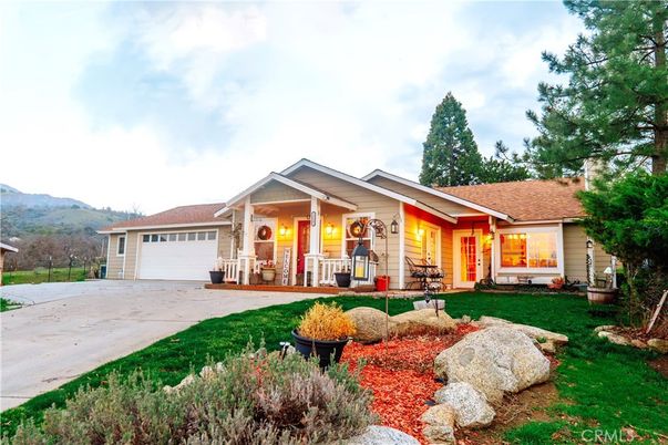 Attached, Backyard, Exterior, Facade, Ranch