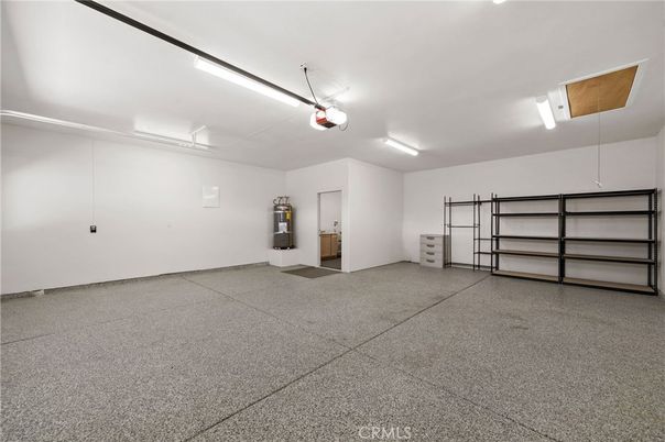 Garage, Interior