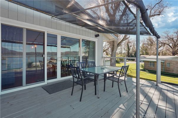 Exterior, Sun Room