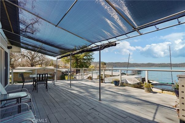 Exterior, Sun Room, Water