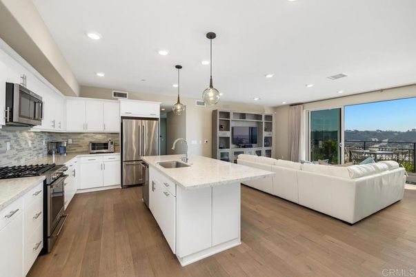 Interior, Kitchen, Living room, Pendant Lights, Recessed Lighting, Stainless Steel Appliances, Wood Texture Flooring