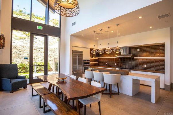Dining room, Interior, Kitchen, Pendant Lights, Recessed Lighting, Stainless Steel Appliances